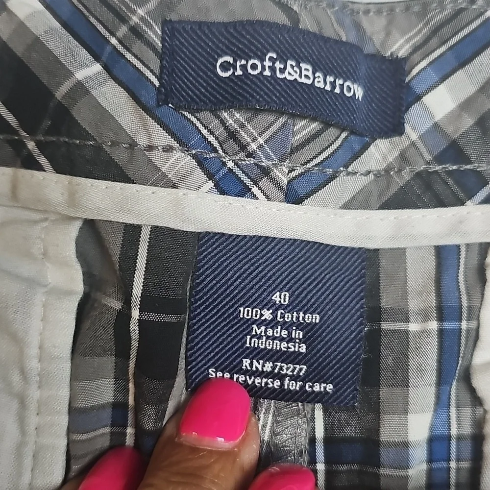 Croft and Barrow Plaid Mens Shorts Sz 40 **read description**